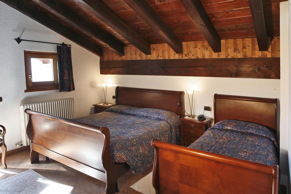 Les Combes Hotell La Salle Rom bilde