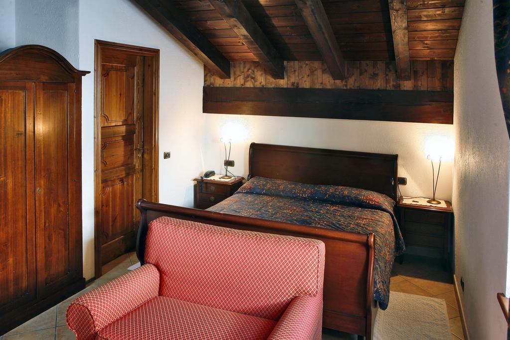 Les Combes Hotell La Salle Rom bilde
